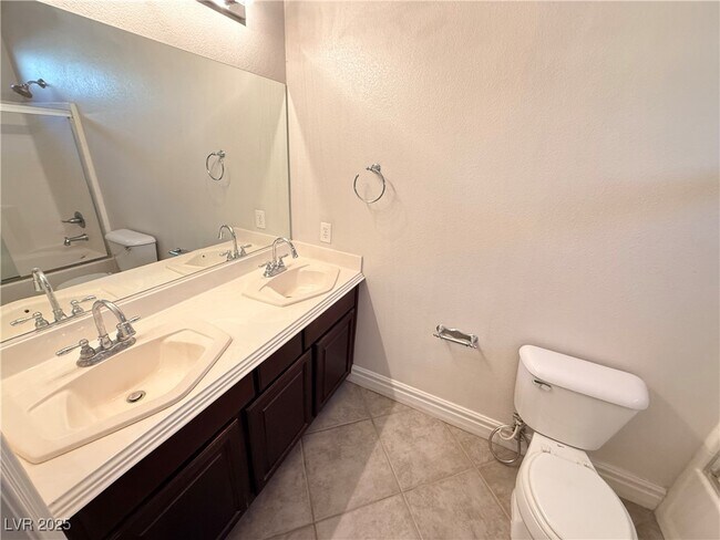 Building Photo - 2162 HAYPENNY Ct