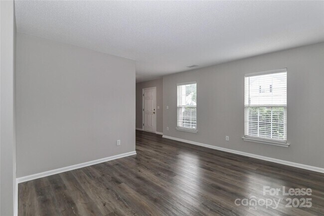 Building Photo - 109 Pleasant Grove Ln