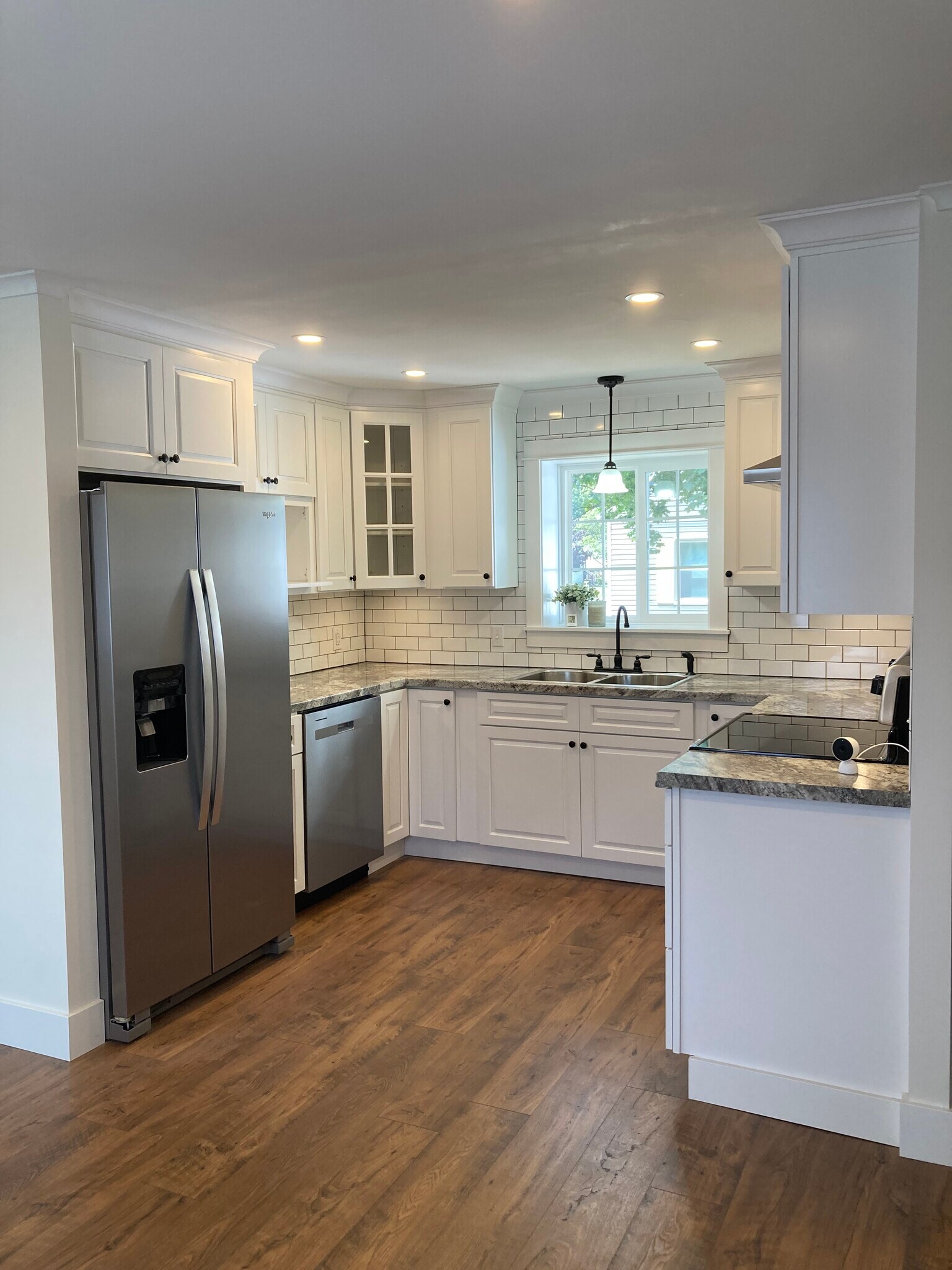 Building Photo - 18 Fairfield Ave