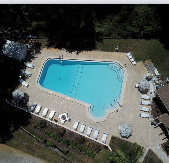 Building Photo - 1676 Caledonia Dr