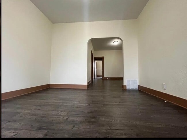 Building Photo - 1422 N 26th St