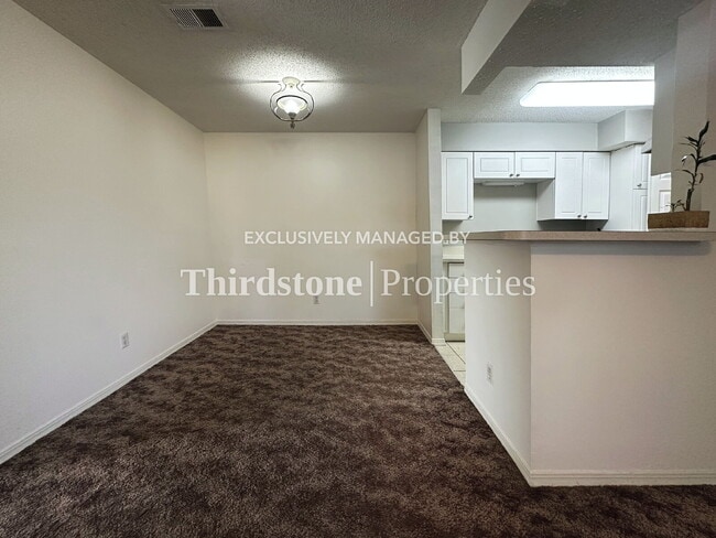 Building Photo - 10200 Belle Rive Blvd