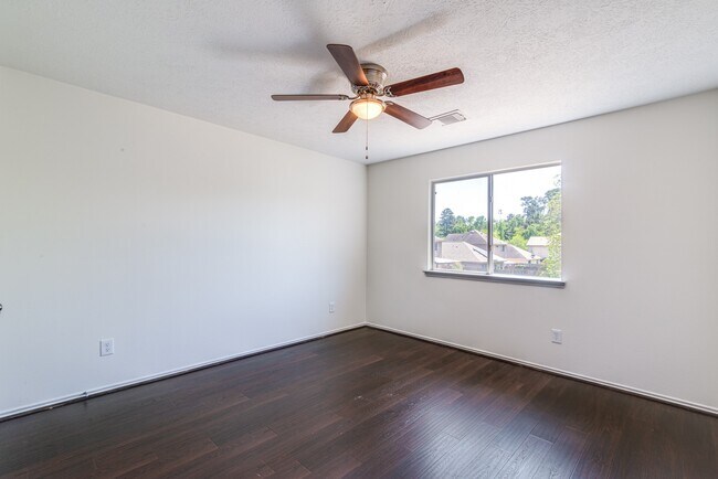 Building Photo - 7215 Autumn Day Ct