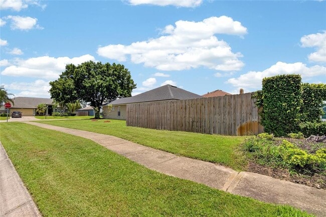 Building Photo - 1434 Hatcher Loop Dr