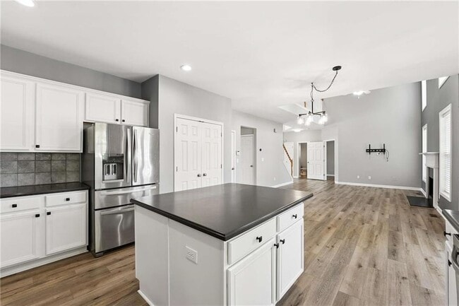 Building Photo - 1304 Kirkwood Ln