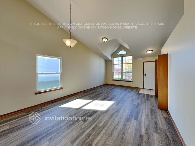 Building Photo - 26229 S Peach Tree Ln