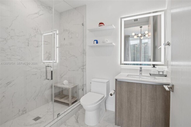Building Photo - 17550 Collins Ave
