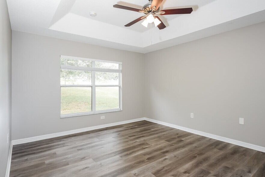 Building Photo - 10433 Calle De Flores Dr