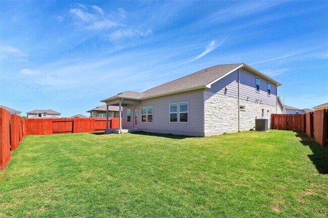 Building Photo - 17608 Pepperwood Cv
