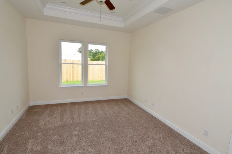Building Photo - 12120 Lyndell Plantation Dr