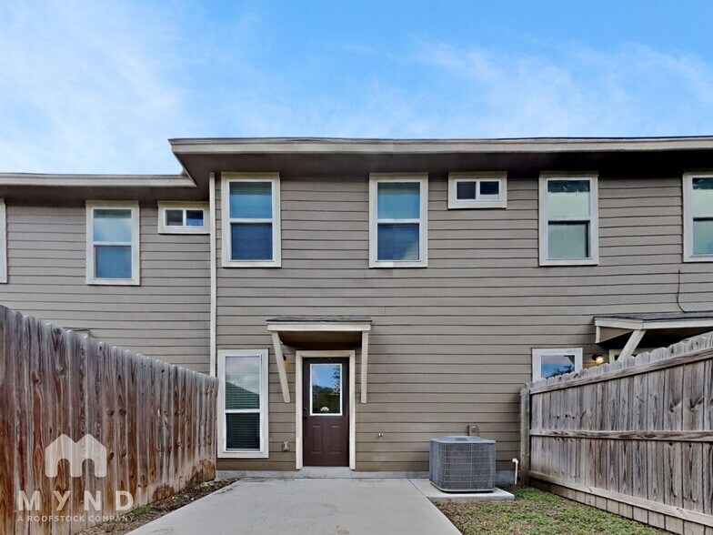 Building Photo - 6415 Melanzane Ave