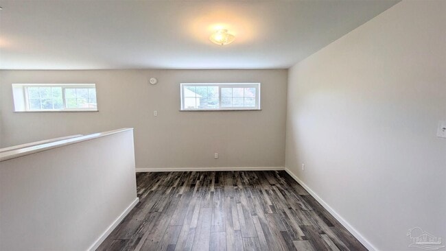 Building Photo - 2117 Pullman Cir