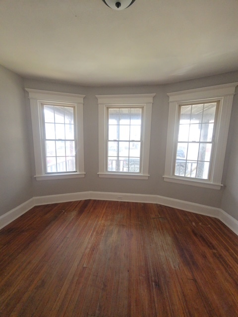 Building Photo - 23 Elmwood Ave