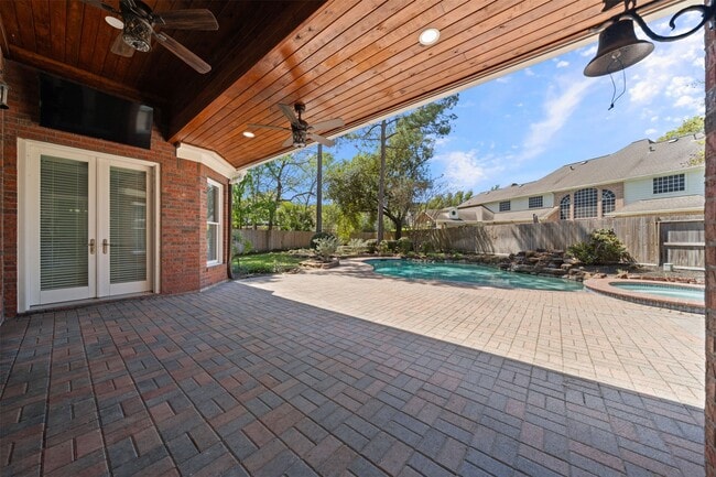 Building Photo - 13714 Gainesway Dr