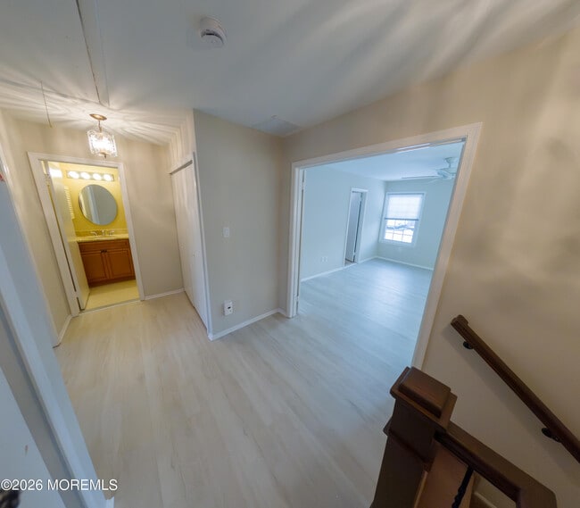 Building Photo - 291 Stratford Pl