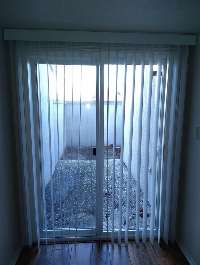 Building Photo - 1313 Floyd Ave