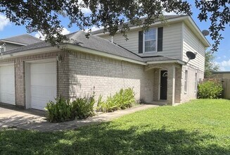 Building Photo - 20602 Alta Vista Ct