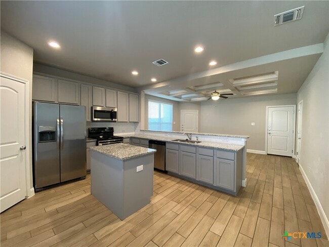 Building Photo - 2014 Rueben Rd