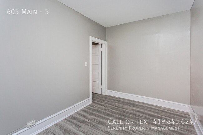 Building Photo - Charming One Bedroom Apartment - Apply Today!