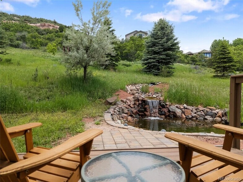 Building Photo - 5979 Willow Springs Dr