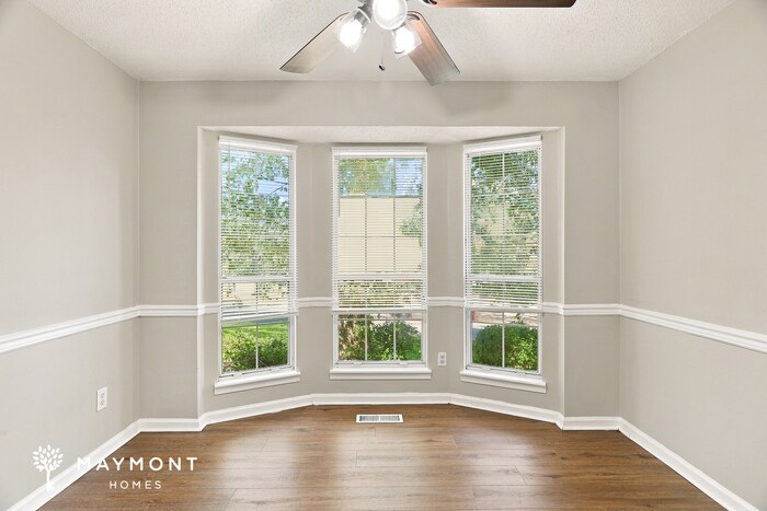 Building Photo - 6721 Heather Ridge Cir