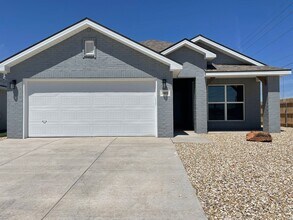Building Photo - Pre-Leasing 4 bed 2 bath - Frenship ISD
