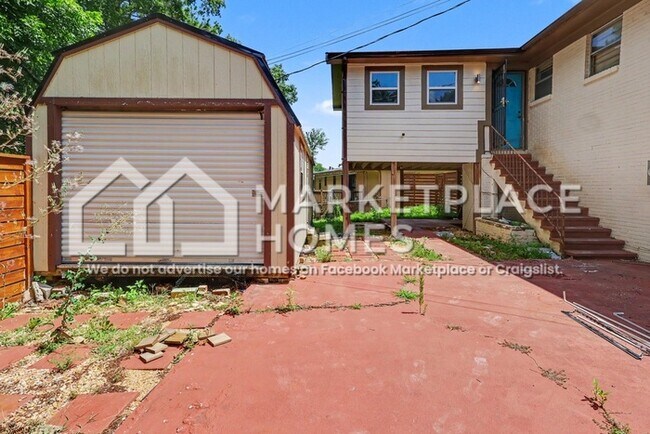 Building Photo - 801 Westfield Dr