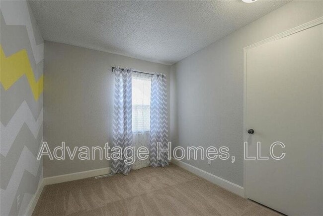 Building Photo - 13024 S Trenton St