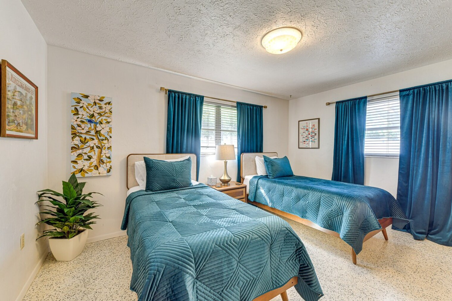 Building Photo - 2945 Upper Tangelo Dr