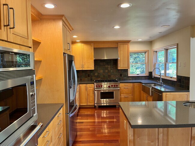 Building Photo - 18098 Chaparral Dr
