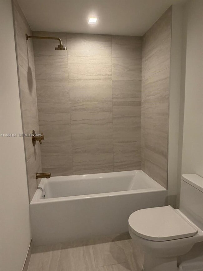 Building Photo - 77 SE 5th St