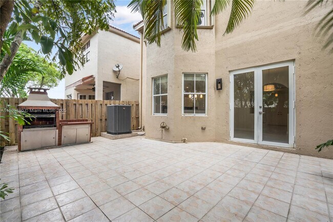 Building Photo - 4882 NW 108th Psge