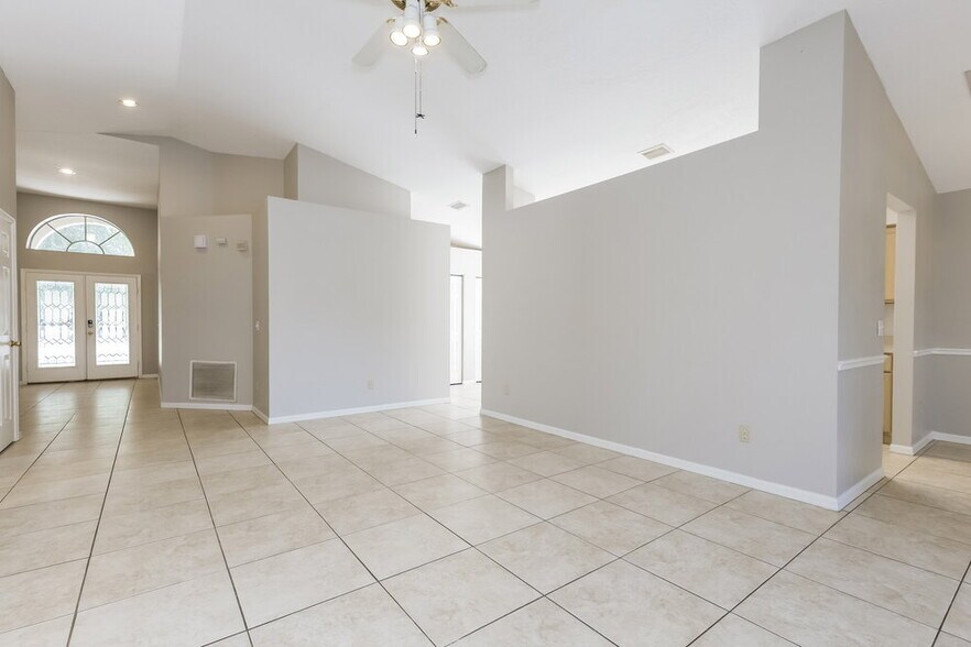 Building Photo - 4425 Preston Woods Dr