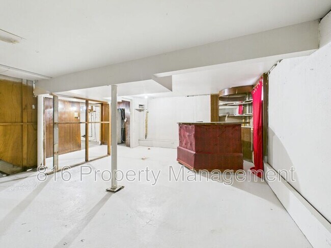 Building Photo - 4036 Cleveland Ave.