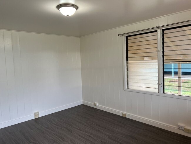 Building Photo - Totally Upgraded 2 bedroom 1 bath with Den/Storage Single Family Home in Wahiawa