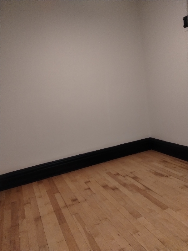 Building Photo - 1942 W Division St