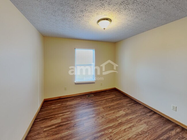 Building Photo - 7898 Antonio Ln