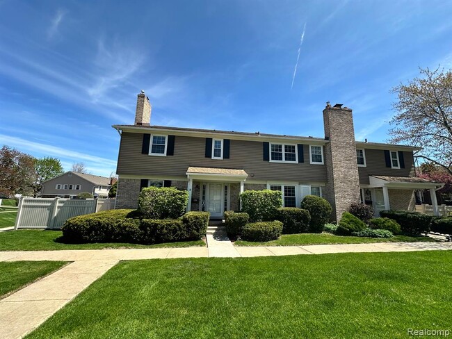 Building Photo - 20828 W Glen Haven Cir