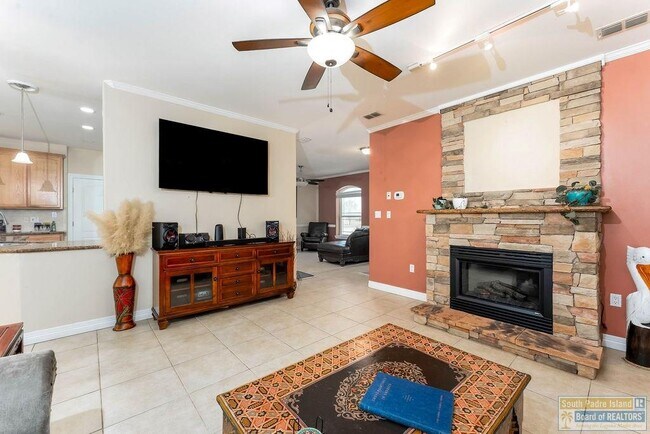 Building Photo - 28 Cypress Point Dr