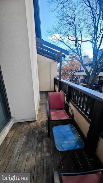 Building Photo - 9813 Hellingly Pl