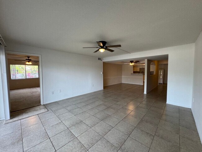 Building Photo - 4575 S Texas Ave