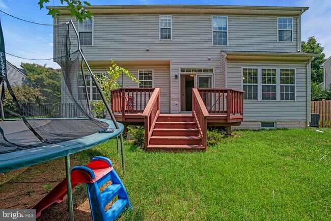 Building Photo - 8142 Tenbrook Dr