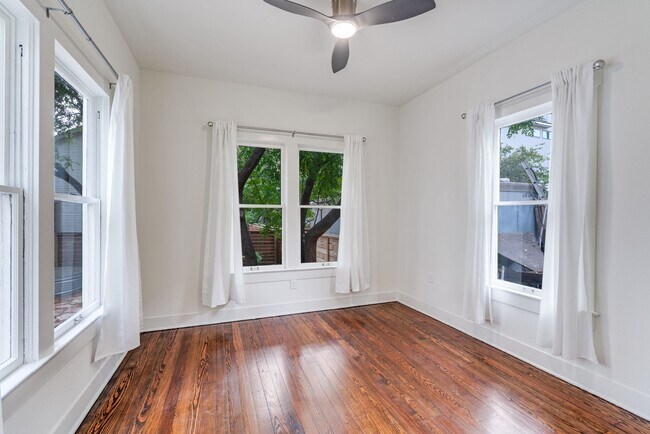 Building Photo - 210-M (ERL)