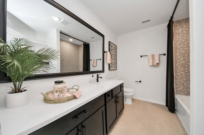 Building Photo - Revolution Way, Missouri City, TX 77489 - 3 BR 2.5 BA single-family home