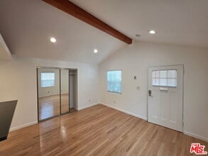 Building Photo - 311 N Venice Blvd