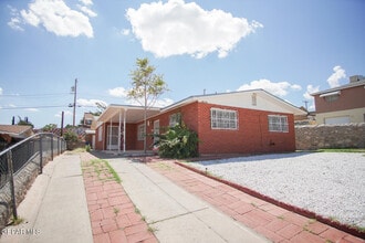 Building Photo - 2414 Silver Ave