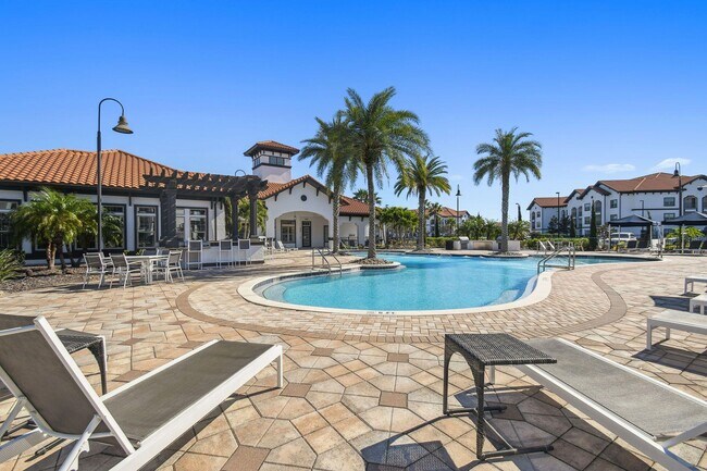 Building Photo - 2439 Casona Ln