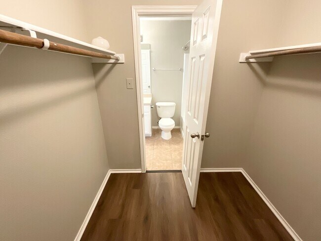 Building Photo - Lovely 2-story | 3-bedroom | 2.5-bath town...