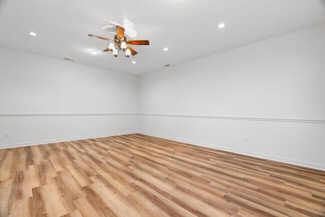 Building Photo - 15 Carl Roberts Rd