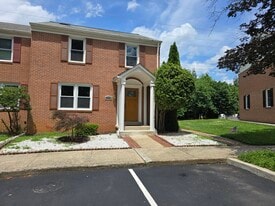 Building Photo - 9321 Bentridge Ave